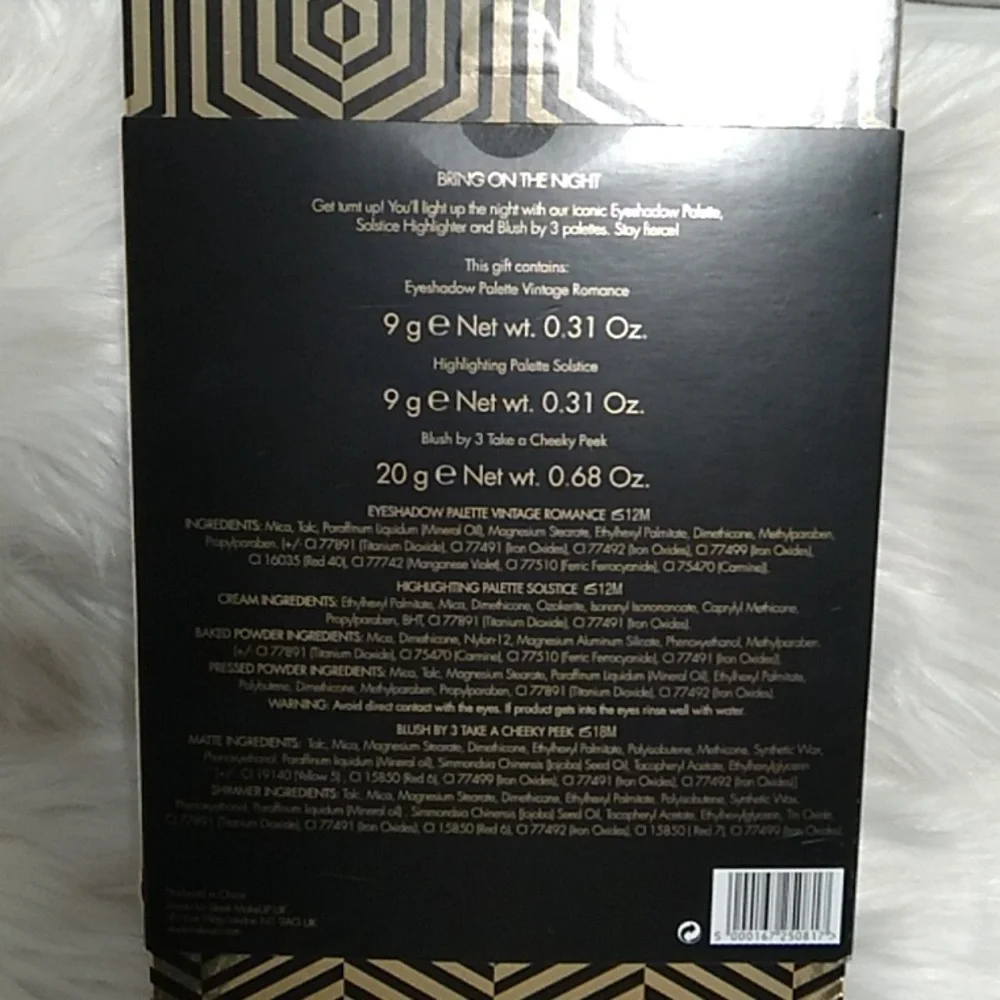 (#11) HP!! NWT Sleek Bring On The Night Makeup Set